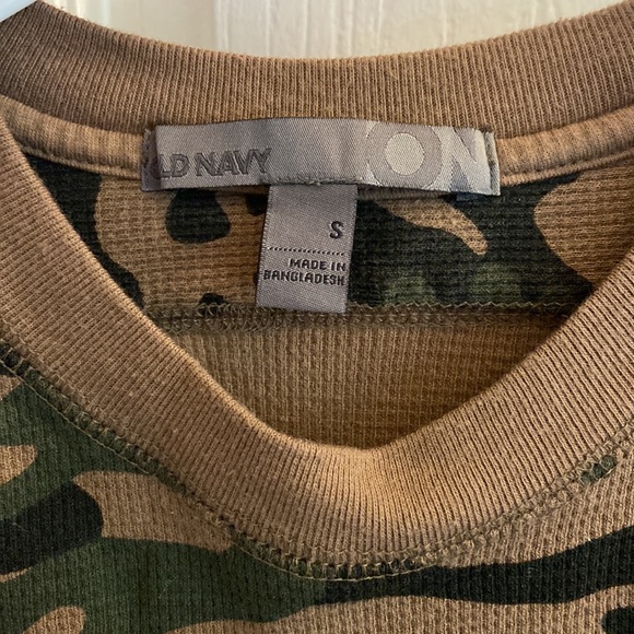 Long sleeve camo shirt - Picture 5 of 7